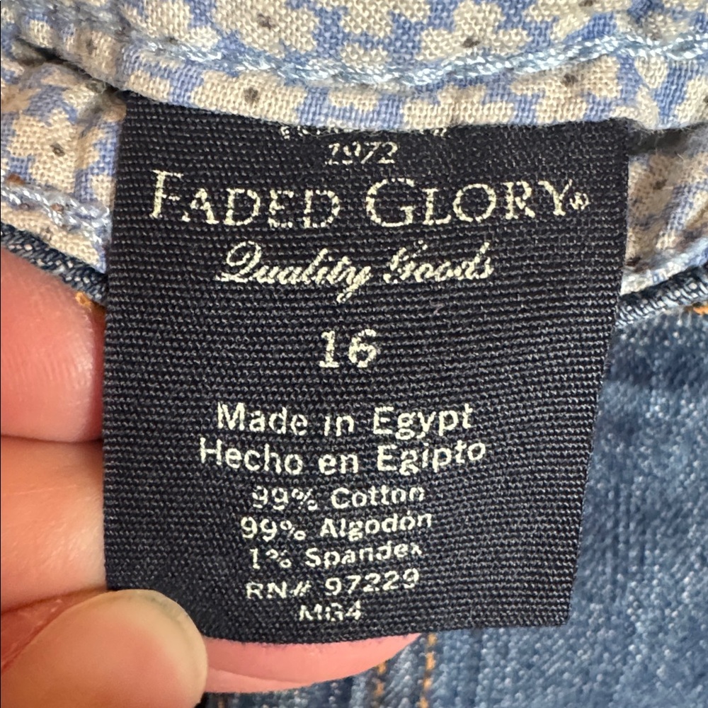 Faded Glory Denim Capri Jeans Women’s Size 16 Blue Floral Cuff Stretch Casual - Picture 3 of 11